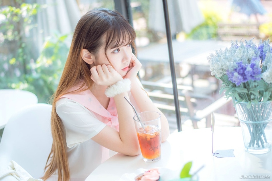 “这么说来，一切都是我的错！？”刘璋面色阴沉下来，死死地盯着孟达。